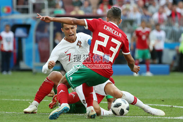 塞维利亚力克摩洛哥,阿奎罗一己之力扛起全队 塞维利亚力克摩洛哥,阿奎罗一己之力扛起全队