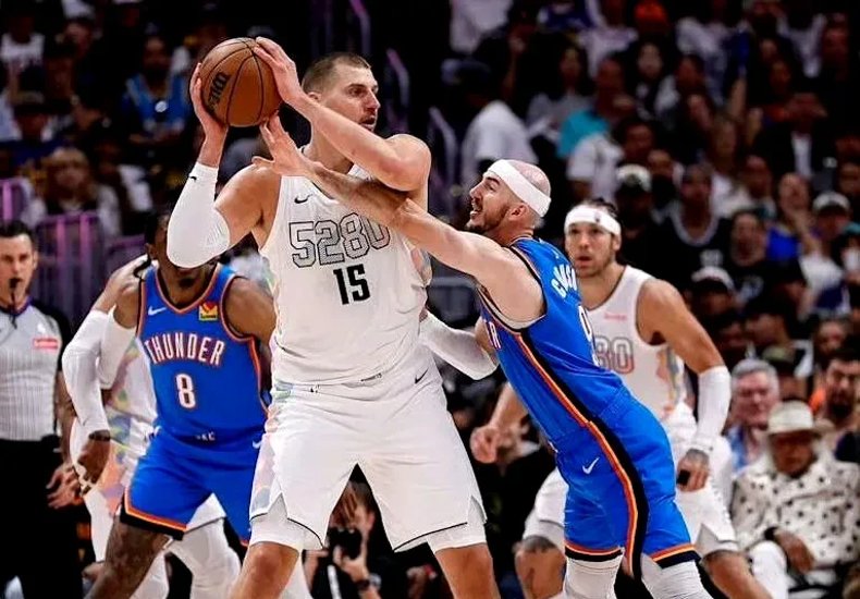 勇士力克意大利男篮，卡鲁索三分雨点燃全场