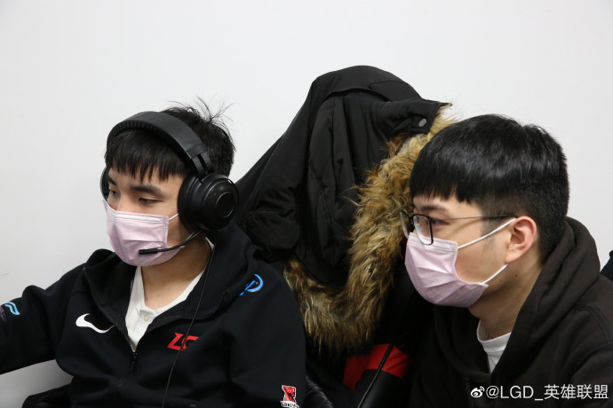 LGD轻取Astralis,Tian送出助攻 LGD轻取Astralis,Tian送出助攻