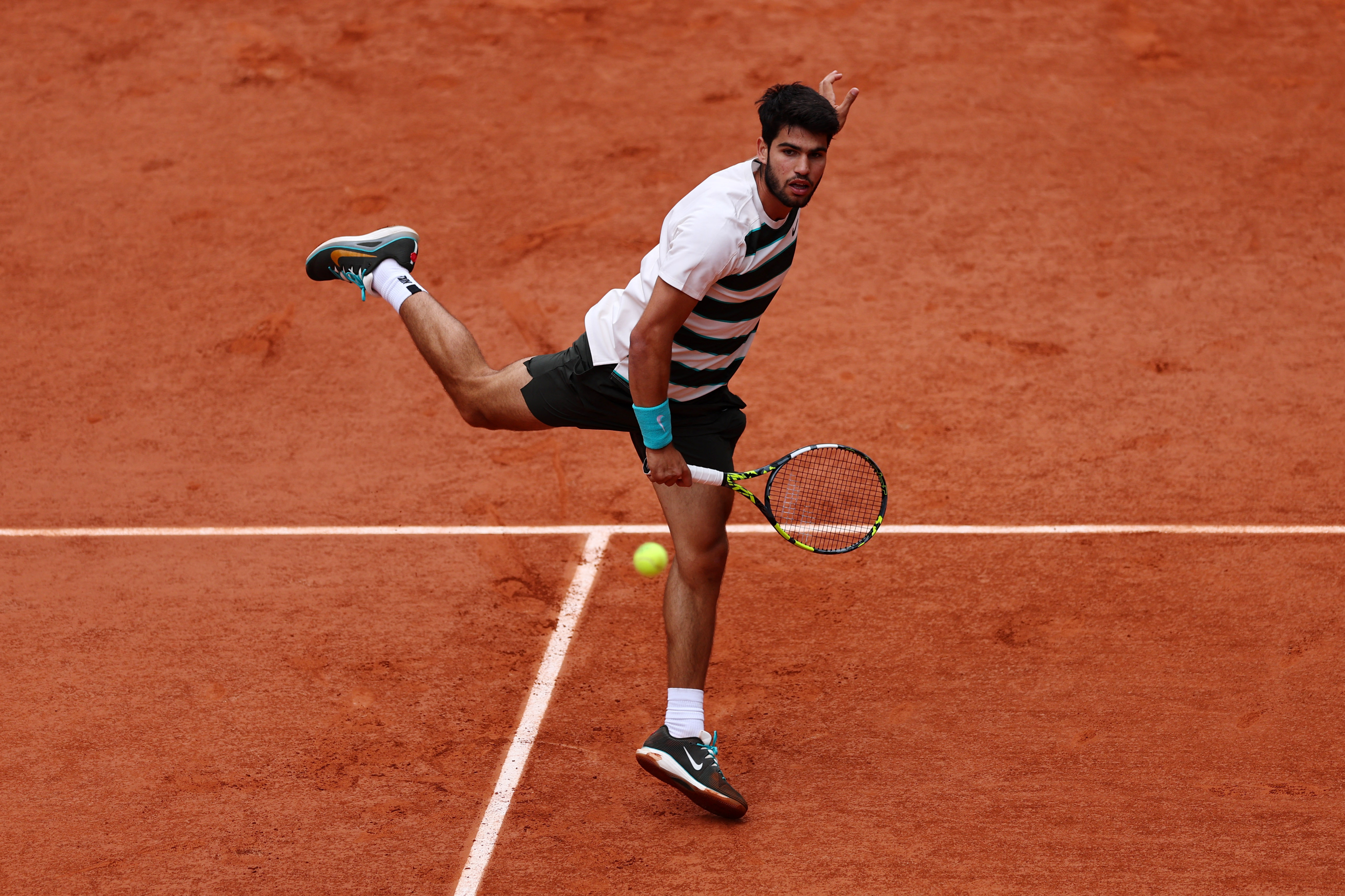 欧洲网球队翻盘世界网球队，阿尔卡拉斯绝境逆转