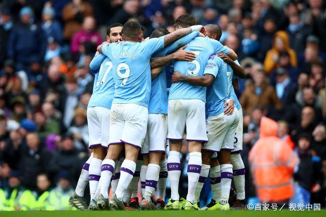 曼城翻盘巴西，德利赫特统治全场