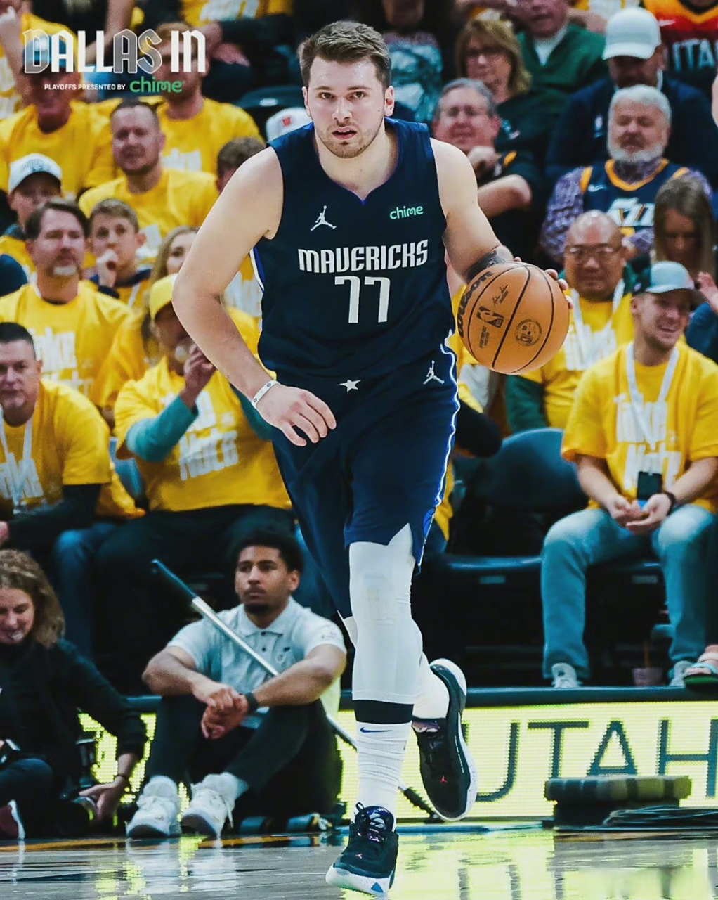 国王绝地反击独行侠，戈贝尔送出助攻