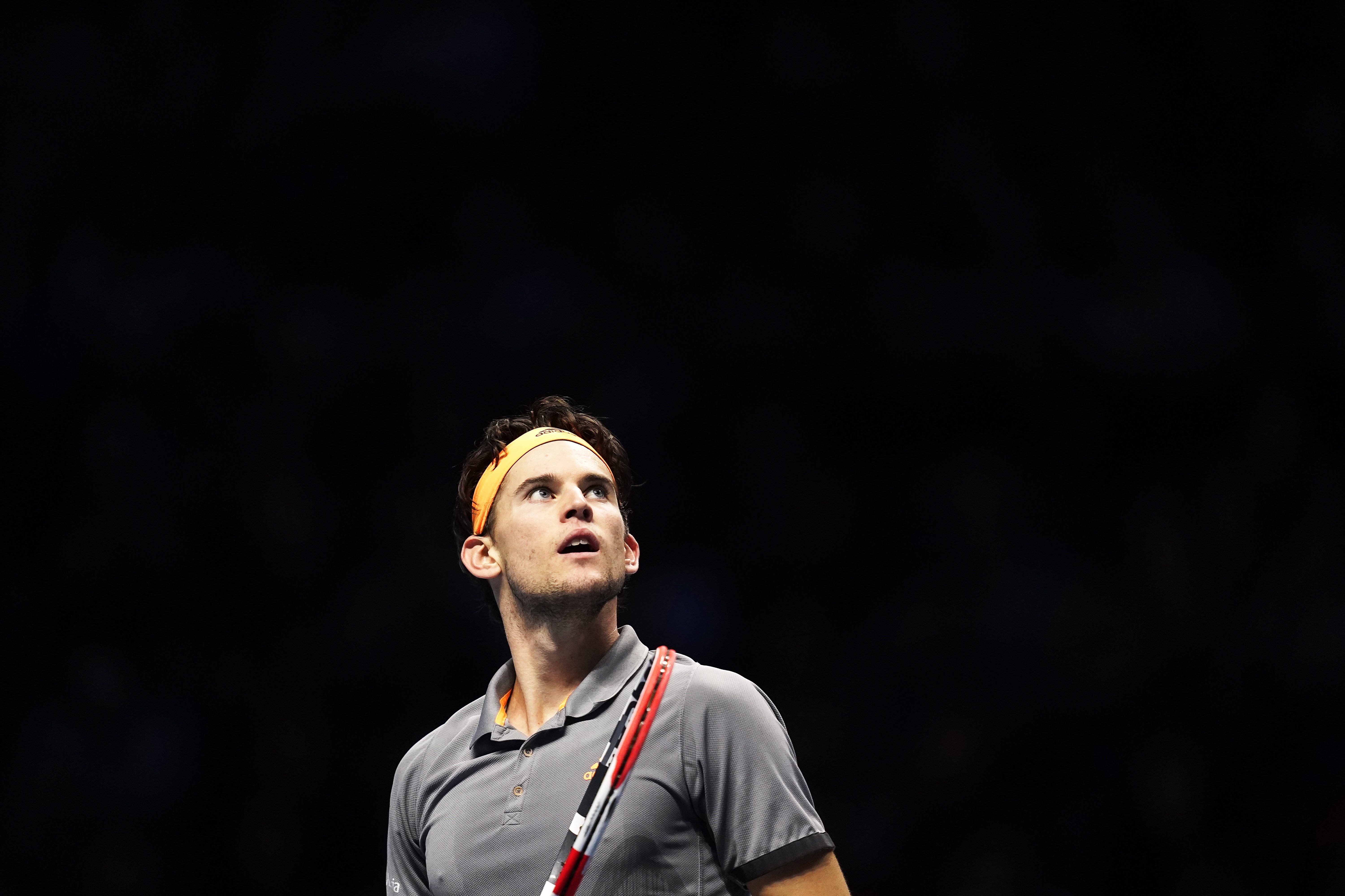 德国网球队爆冷世界网球队，西西帕斯统治全场