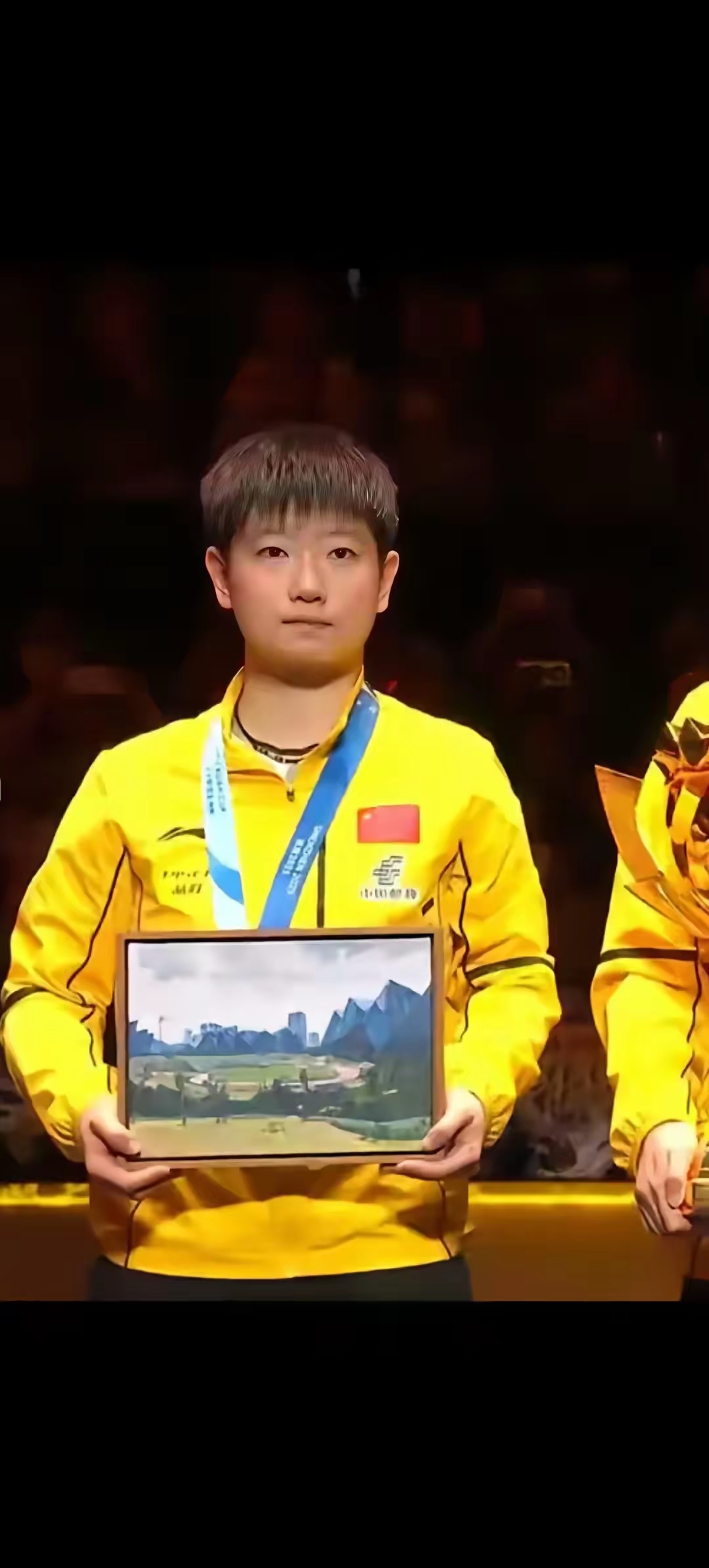 最新战报：冰球豪取连胜，冠军在望的简单介绍