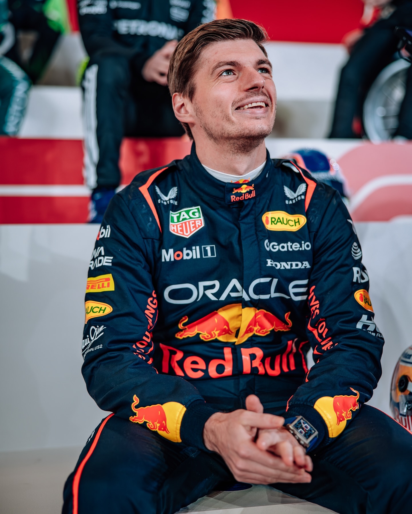 雷诺车队绝杀红牛二队，诺里斯带队取胜