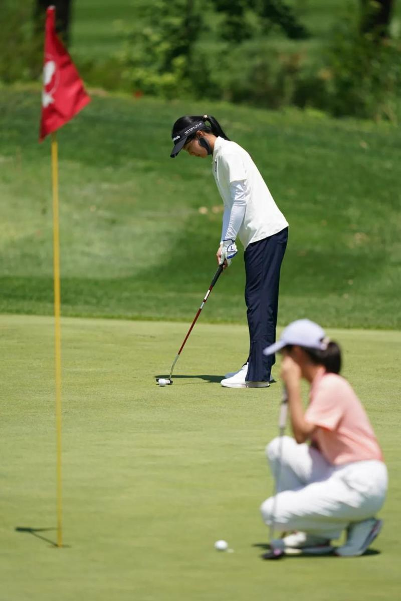 芬兰运动员在高尔夫比赛中傲视群雄 芬兰运动员在高尔夫比赛中傲视群雄