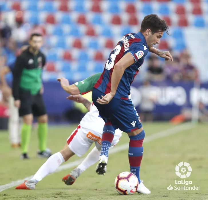 巴黎圣日耳曼客场胜卡昂,继续领跑积分榜 巴黎圣日耳曼客场胜卡昂,继续领跑积分榜