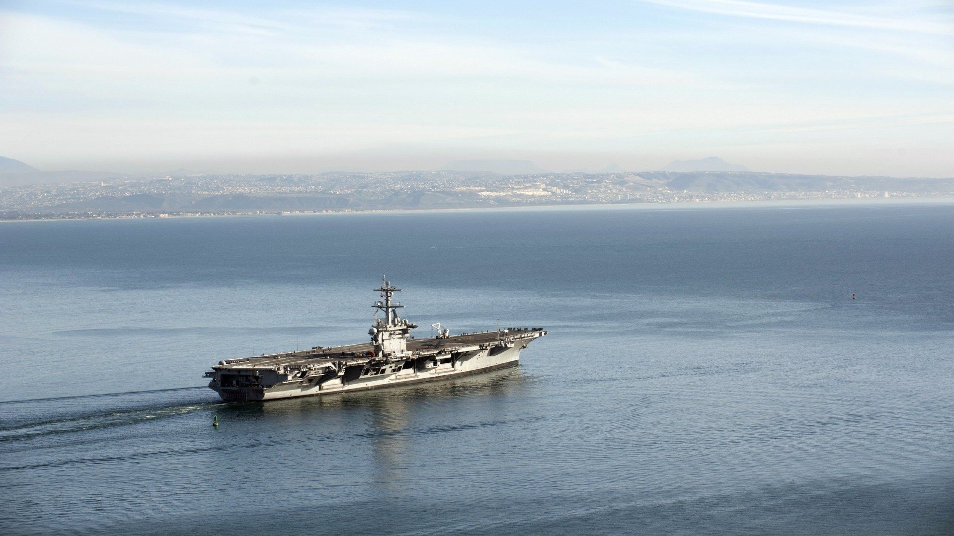 草地的芭蕾，红土的战争，辛纳状态火热串联起的二元对立