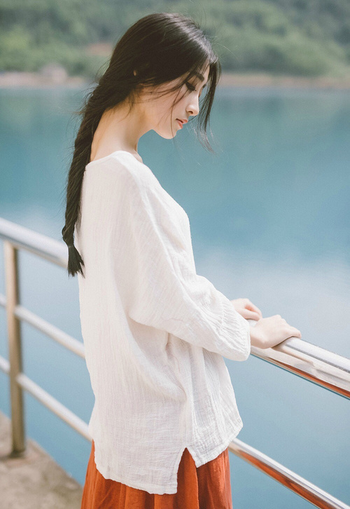 红土荣光，硬地加冕，梅德韦杰夫的双重协奏与不可能的统一