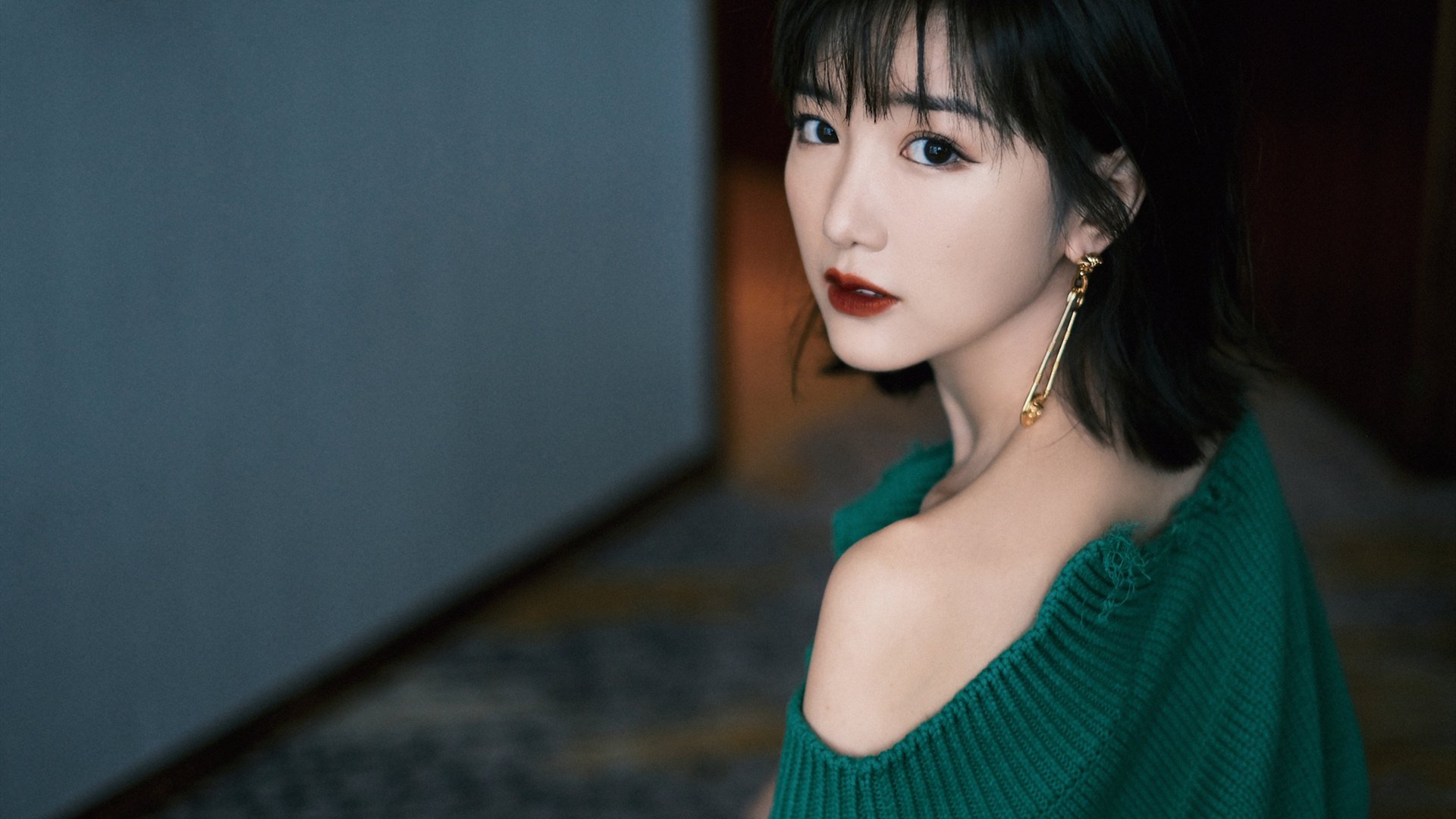 东道主魔咒的终结，卡塔尔碾压厄瓜多尔，格列兹曼上演冠军级独角戏