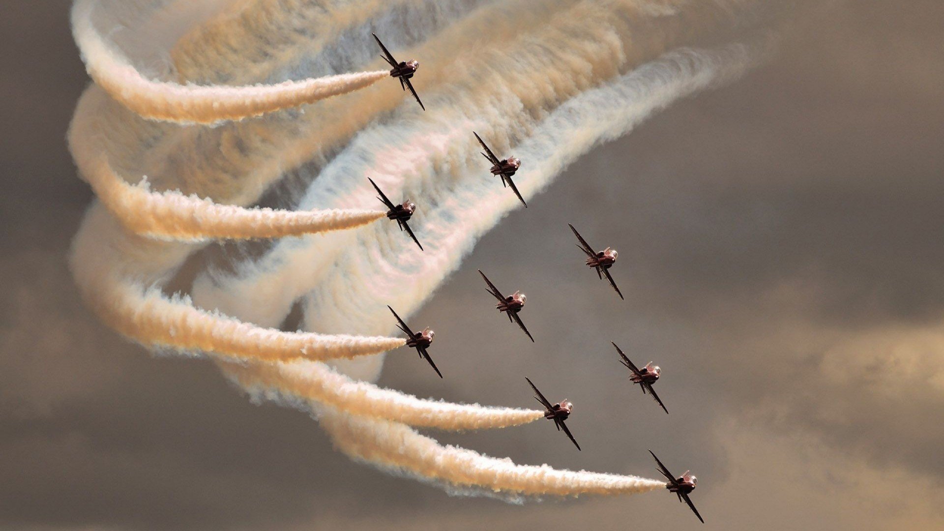 阿克，横跨欧亚的足球之桥，冠军级表现定义土耳其新篇章