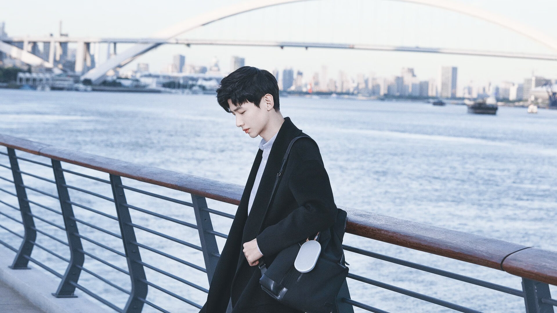 平行宇宙的雨夜，当班凯罗披上奇才战袍