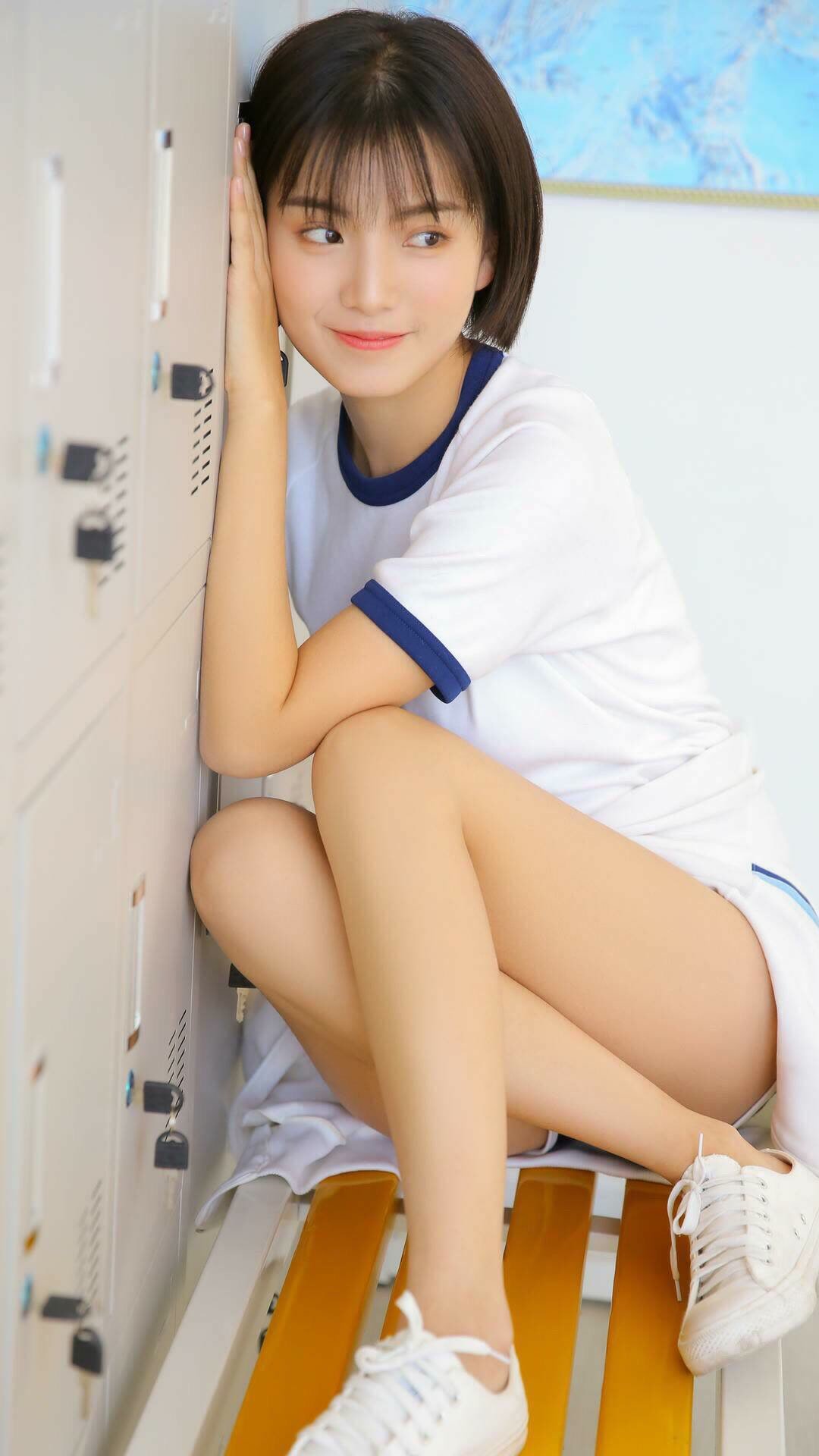 引擎轰鸣与篮球咆哮，当鹈鹕在F1弯道超车北京队