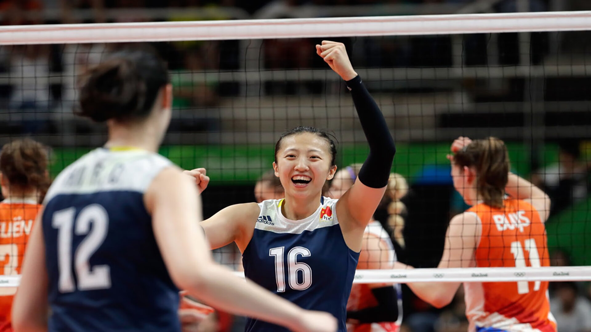 利马之夜,当秘鲁的蓝白心跳,压过2026的最后一秒